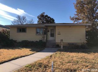 733 6th St, Chappell, NE 69129