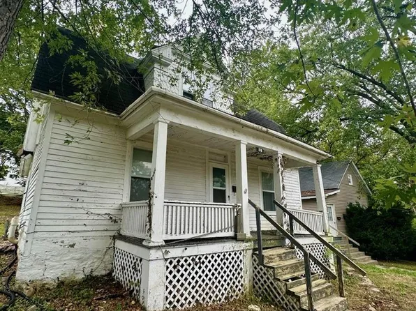 115 W Terrace Ave, Hannibal, MO 63401
