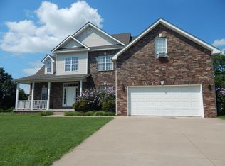 125 Briarbrook Dr, Carl Junction, MO 64834