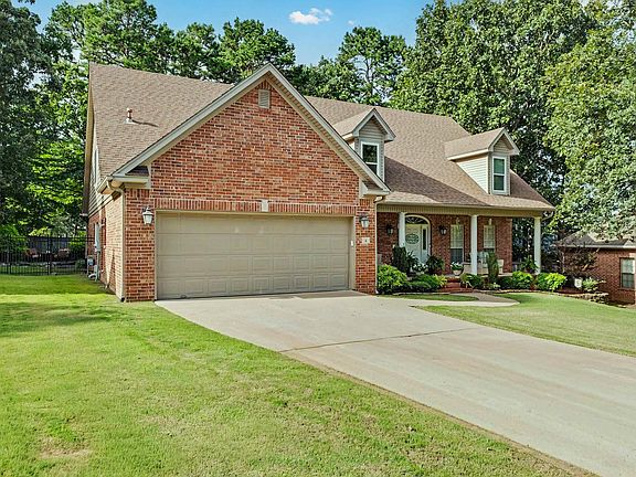 3rd image of 4 Berney Way Ct