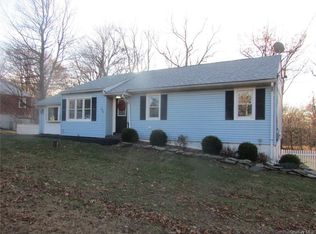 535 Fostertown Rd, Newburgh, NY 12550