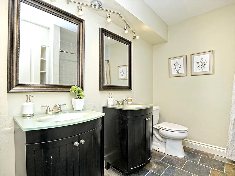 6605 Mesa Dr — Photo 25
