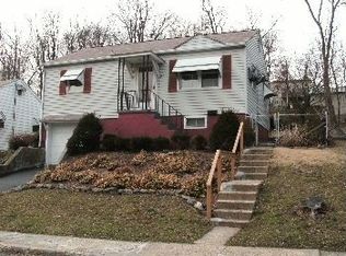 856 Davis Ave, Pottsville, PA 17901