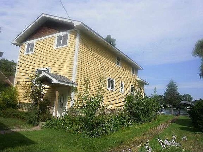 2nd image of 1122 River Terrace Dr