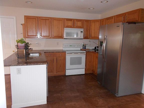 2nd image of 29 Kingsberry Way