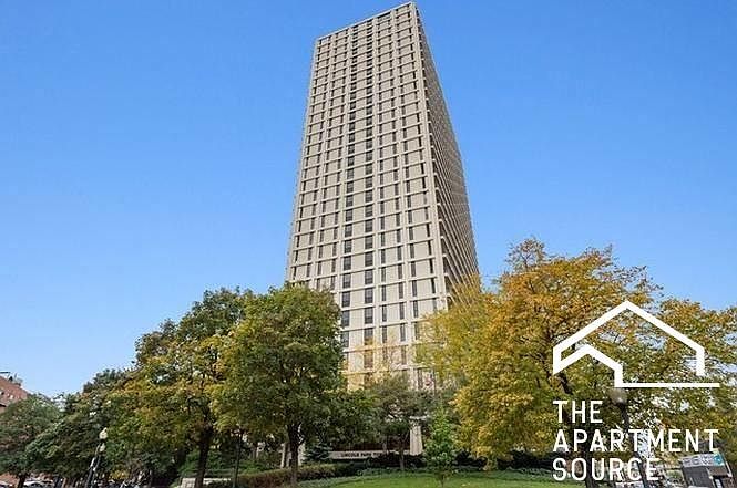 1st image of 1960 N Lincoln Park W Unit 9