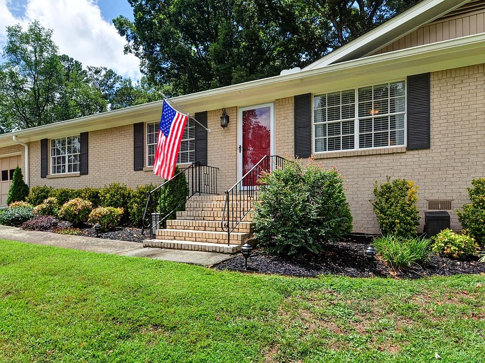 1st image of 3906 Greenforest Ln