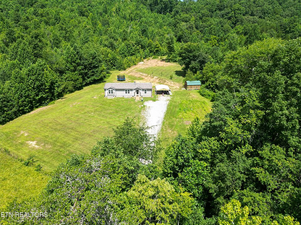 1st image of 826 Sweetwater Rd