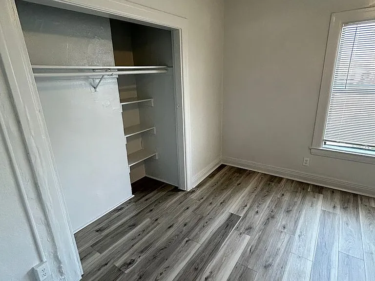 The Blackstone Apartments — Photo 18