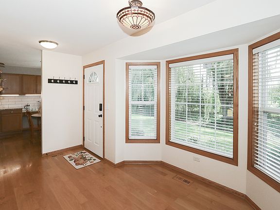 4th image of 510 Kresswood Dr