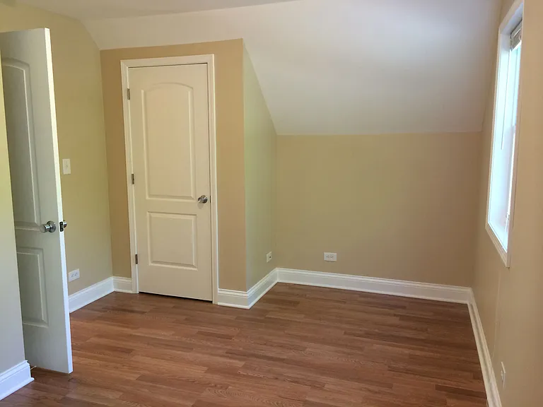 3217 Emmaus Ave — Photo 5