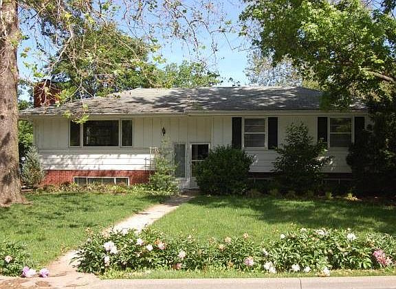 2nd image of 4310 W 51st St
