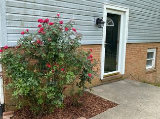 813 Ridge St, Charlottesville, VA 22902