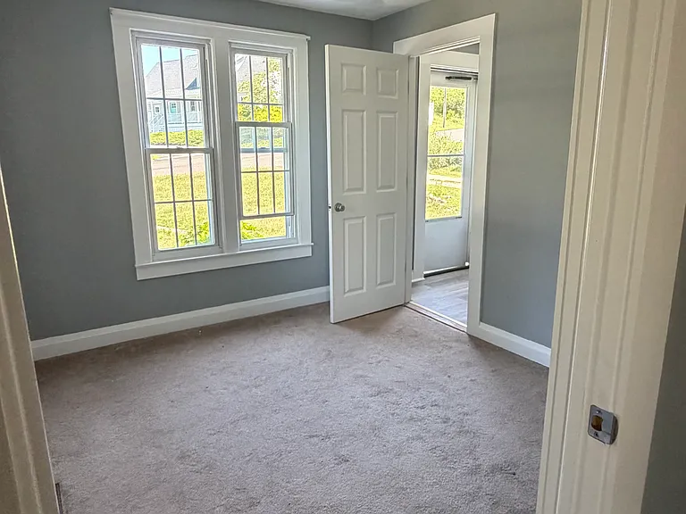 7 Central Ave — Photo 23