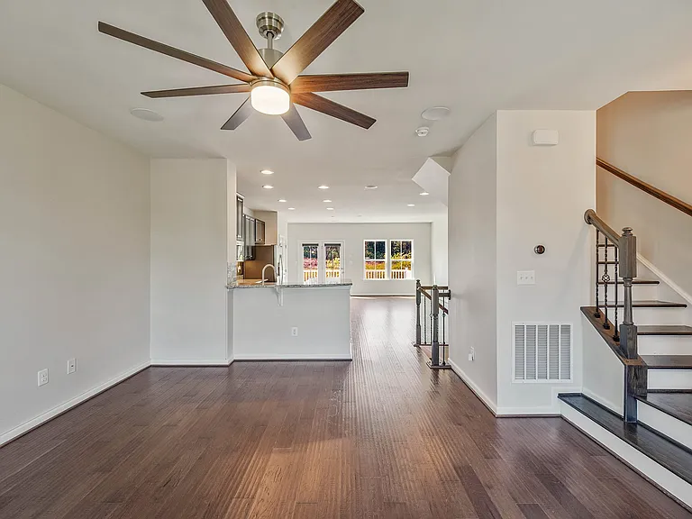 10711 Hinton Way — Photo 12