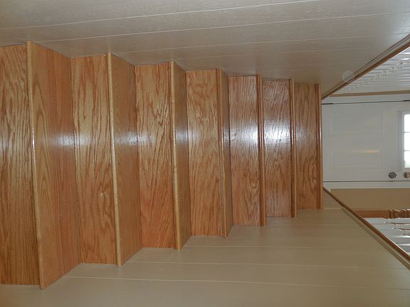 5th image of 151 Bourne Ave