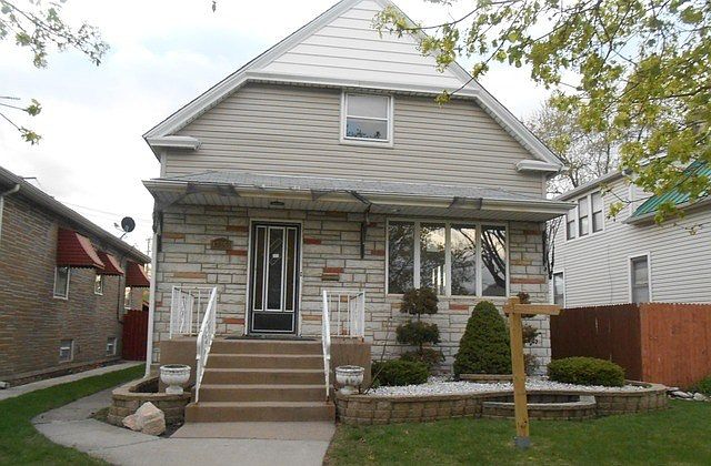 1st image of 13352 S Carondolet Ave