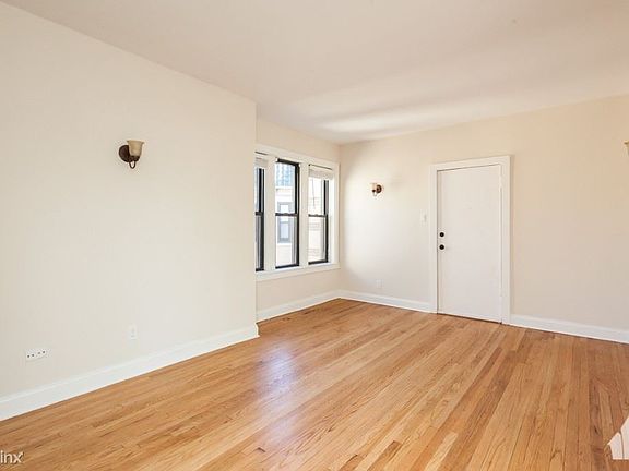 3rd image of 4040 N Ashland Ave #12446369