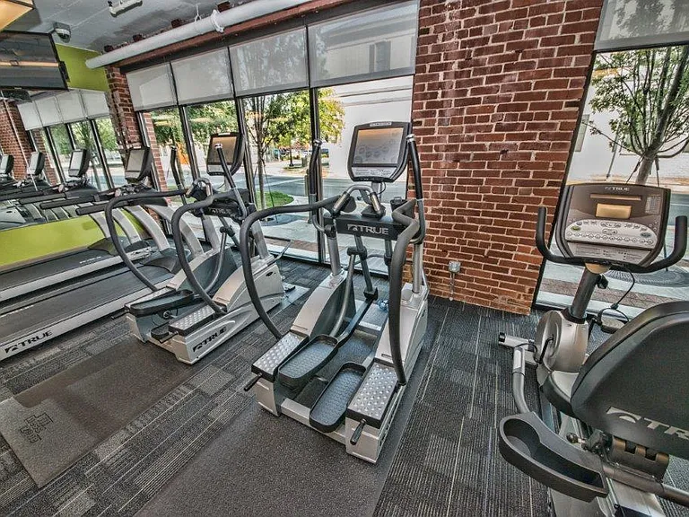 Belk Hudson Lofts — Photo 10