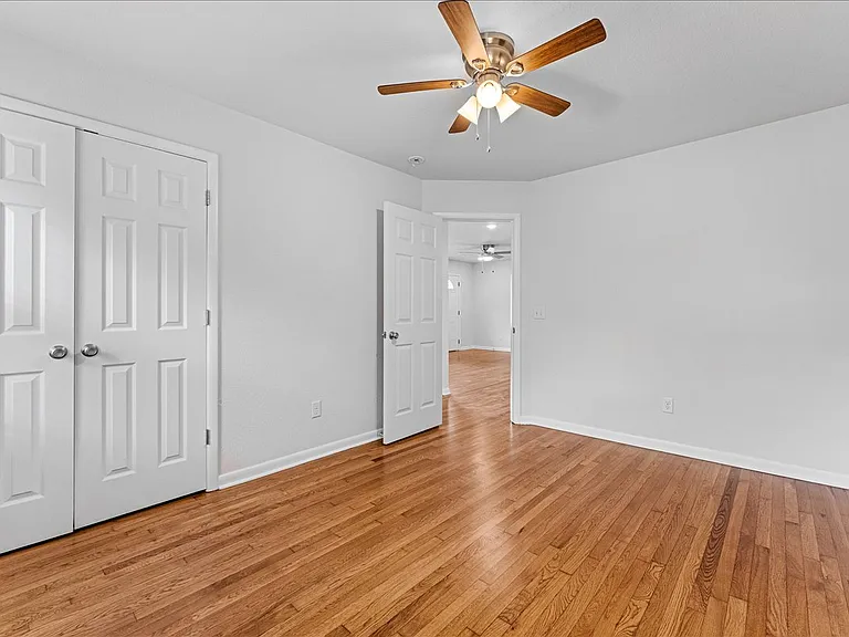 1666 Oakland Ave — Photo 18