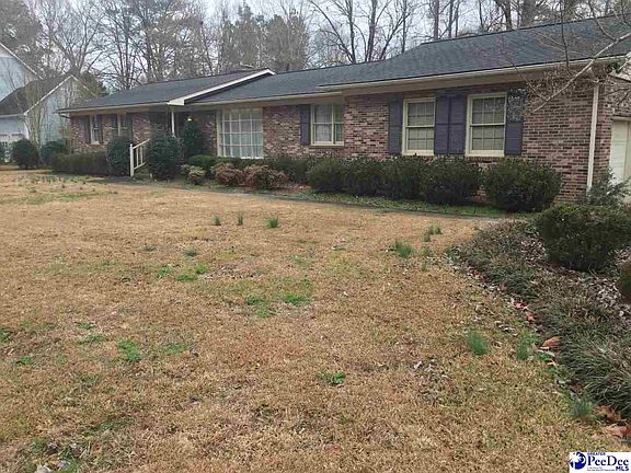 3rd image of 105 Woodland Cir