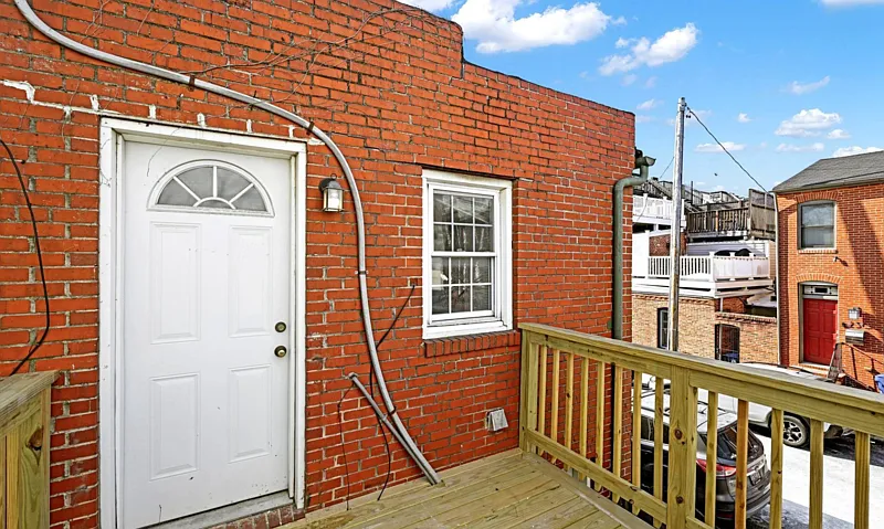 2 bed, 2.0 bath, 1340 sqft, $2,100 — Photo 1