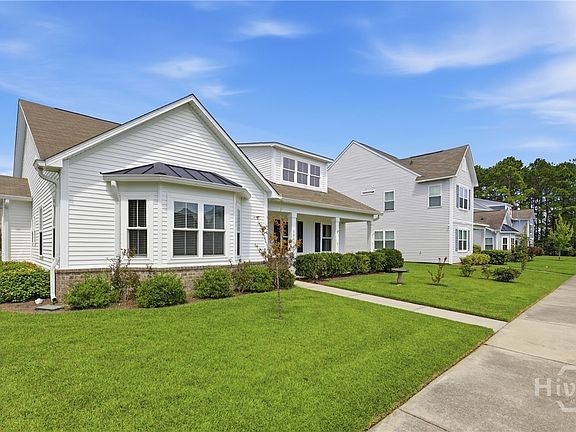 2nd image of 505 Lakeside Boulevard