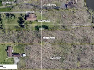 52240 Lilac Rd, South Bend, IN 46628