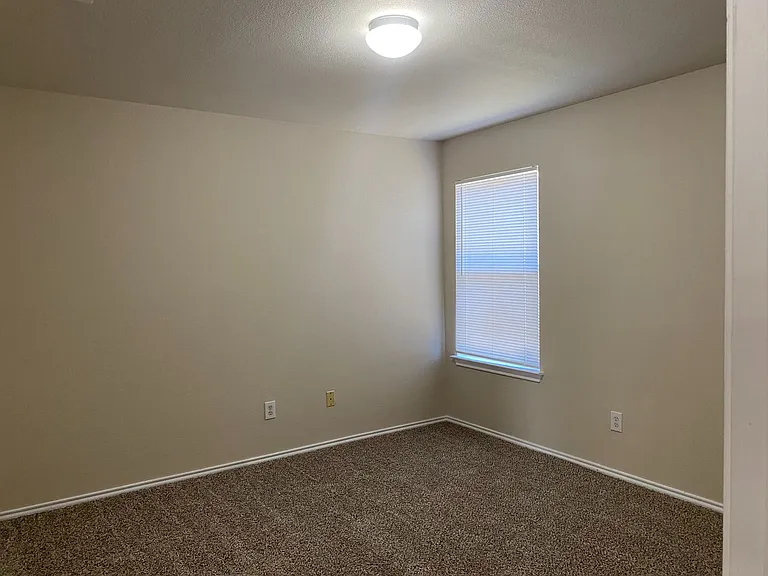 5123 Fountain Hl — Photo 20