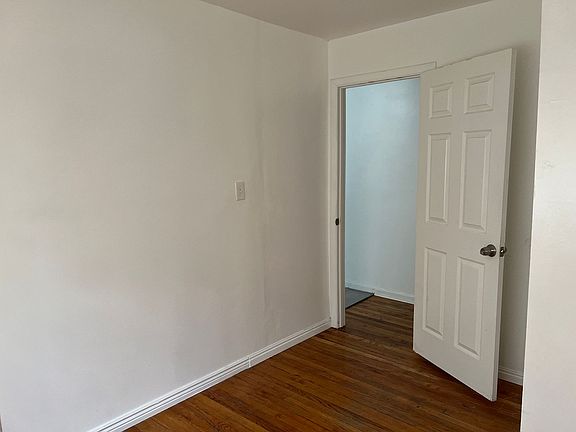 2nd image of 985 E 1st Ave #1-1B