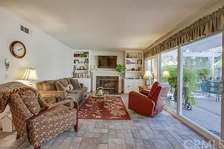 3rd image of 1107 Bramford Ct