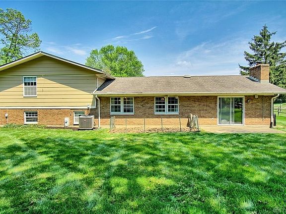 4th image of 8811 Sugarcreek Point