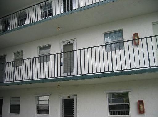 1st image of 705 Lori Dr APT 206