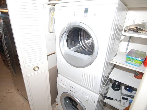 4th image of 3100 NE 29th Street #PH402