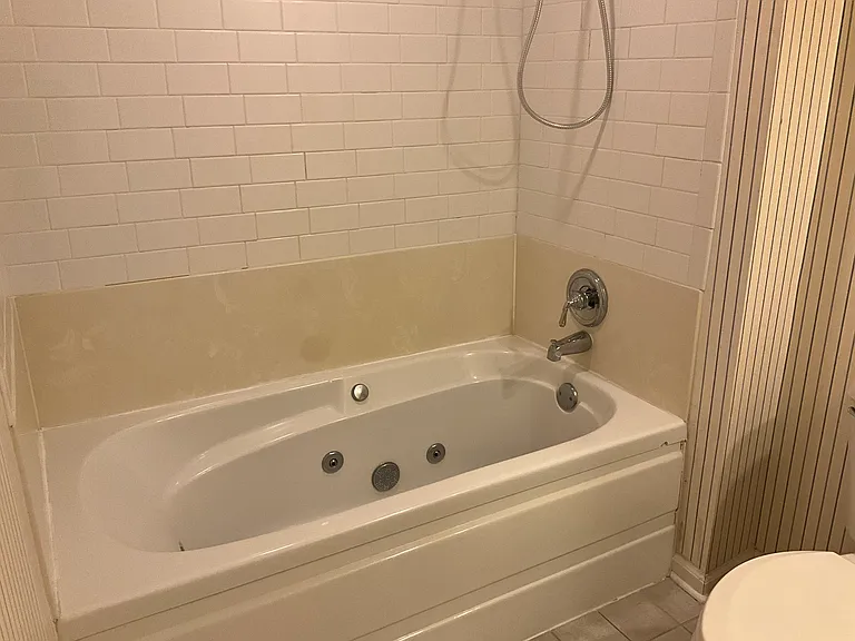 459 Mall Blvd #A — Photo 30