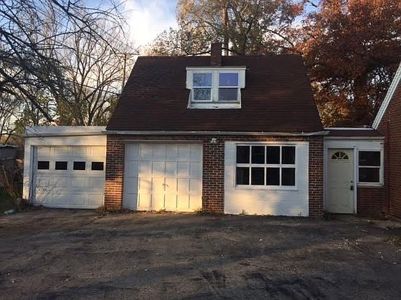 2nd image of 1546 E Olive St