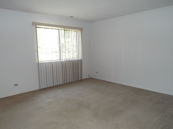 4th image of 1711 De Forest Ln
