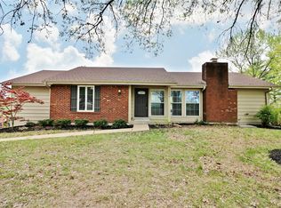 1244 Mautenne Dr, Ballwin, MO 63021