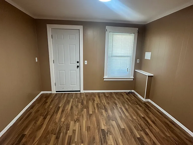 57 W Warwick Ave #B — Photo 6