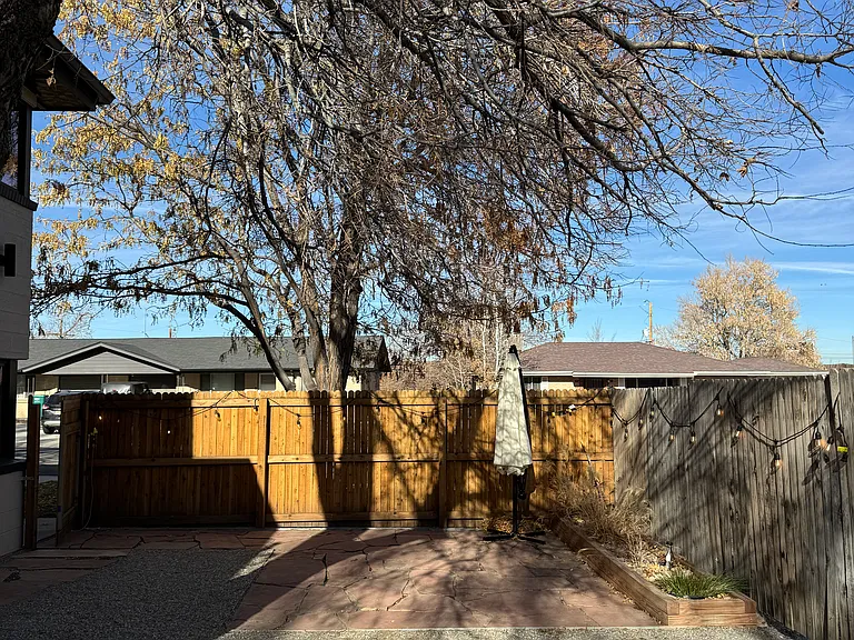 4720 Lamar St #B — Photo 31