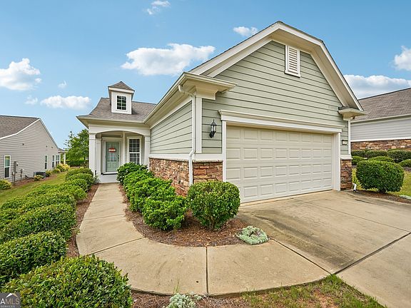 3rd image of 1241 Branch Creek Way