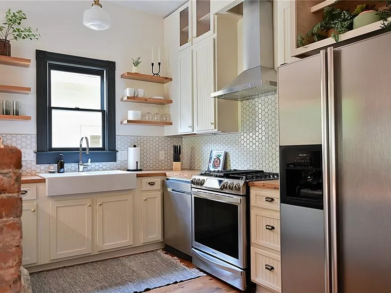 189 Berean Ave SE — Photo 19