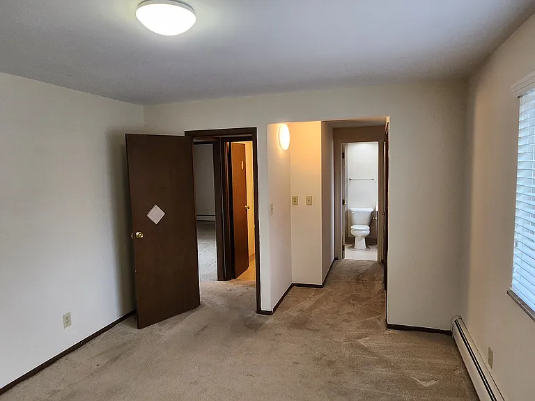 2055 Sutton Ave — Photo 5