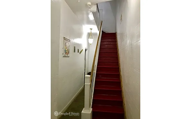 Rented by Douglas Elliman | media 29