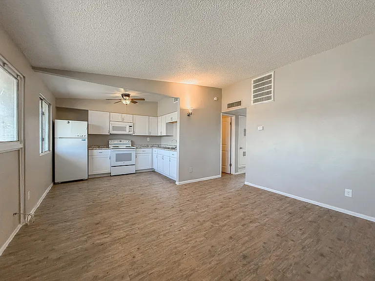 2115 W Devonshire Ave, Phoenix Az — Photo 7