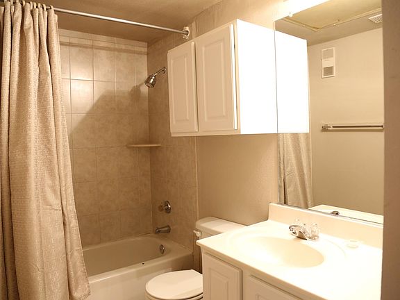 5th image of 12160 Penderview Ln APT 1727