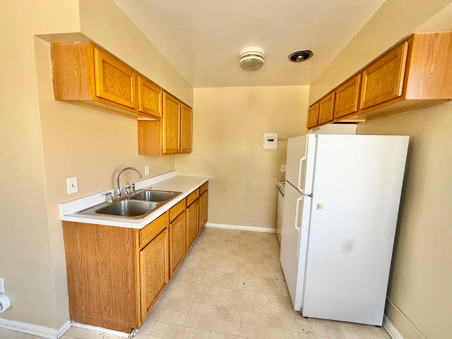 2 bed, 680 sqft, $1,650 — Photo 2