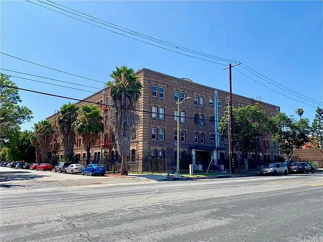 4125 S Figueroa St #407 — Photo 16