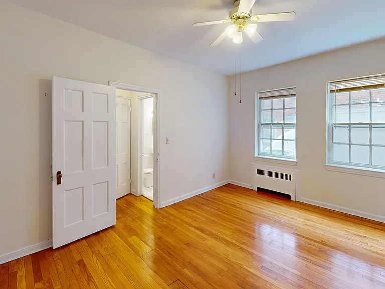 2566 Kemper Rd — Photo 12