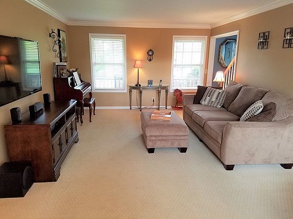 5th image of 10738 Shadywood Dr